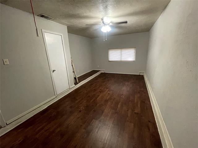 Building Photo - 501 Rosewood Hills Dr