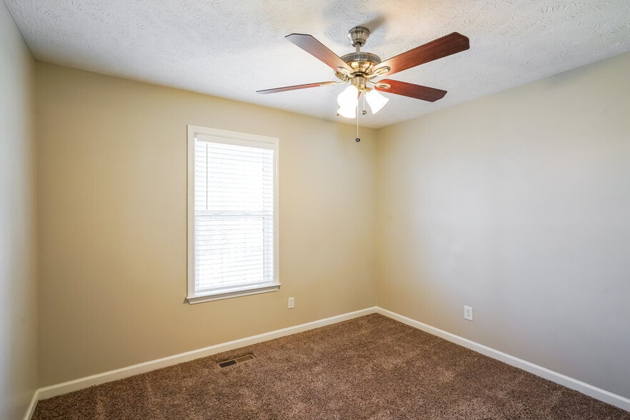 Building Photo - 7109 Beard Ct