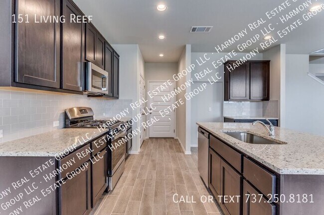 Building Photo - 151 Living Reef Dr