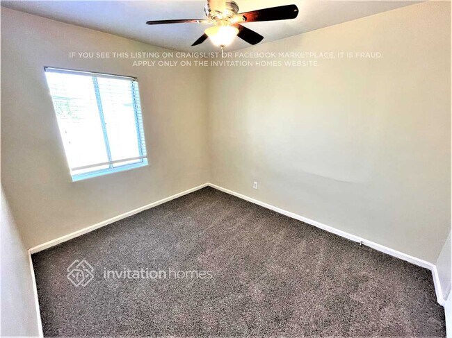 Building Photo - 1804 W Weldon Ave