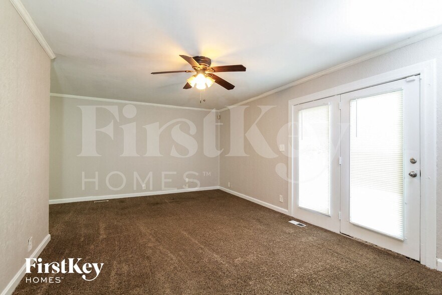 Building Photo - 6107 E 152nd St