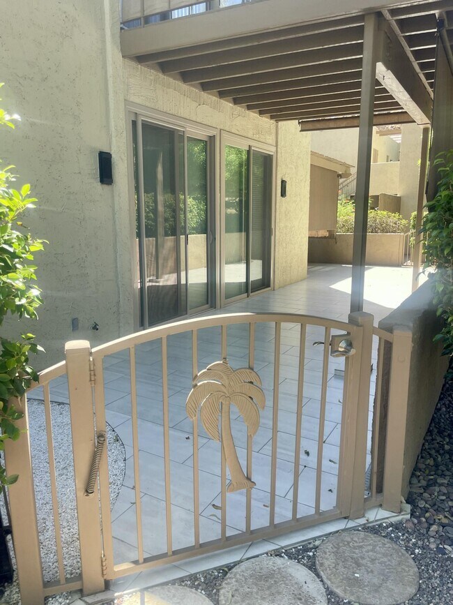 Building Photo - 78225 Cortez Ln