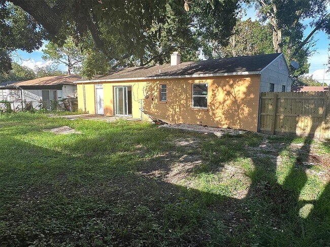 Building Photo - 10510 N Otis Ave
