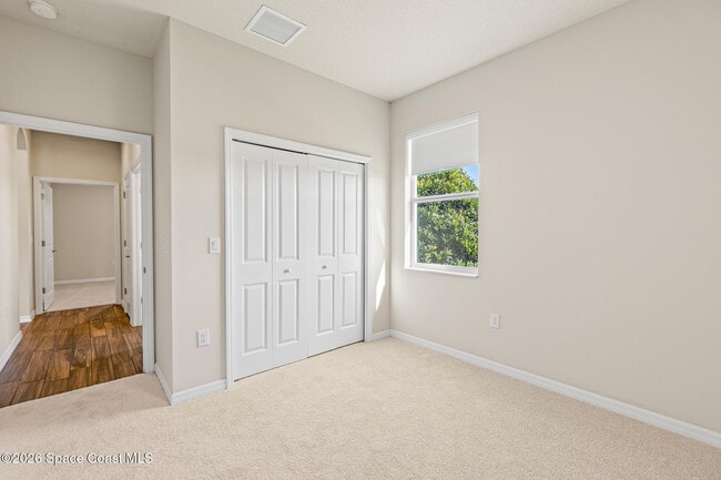 Building Photo - 2601 Trasona Dr