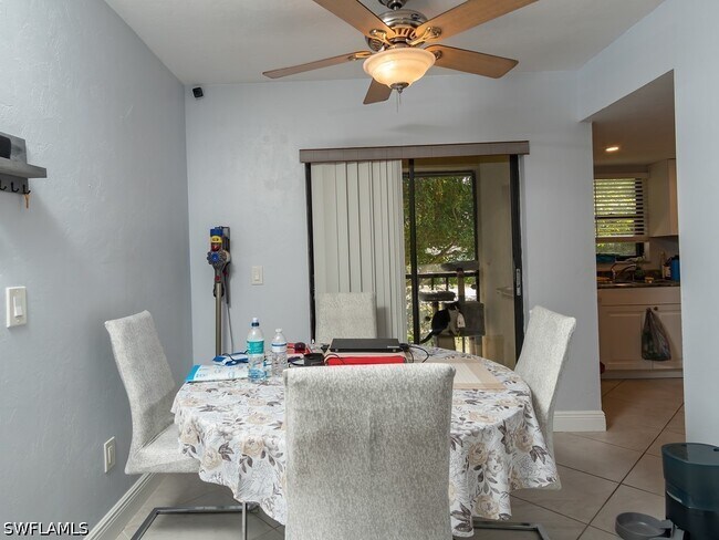 Building Photo - 1480 Green Valley Cir