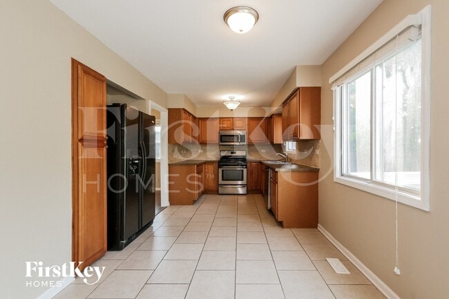 Building Photo - 130 Kevin Ln