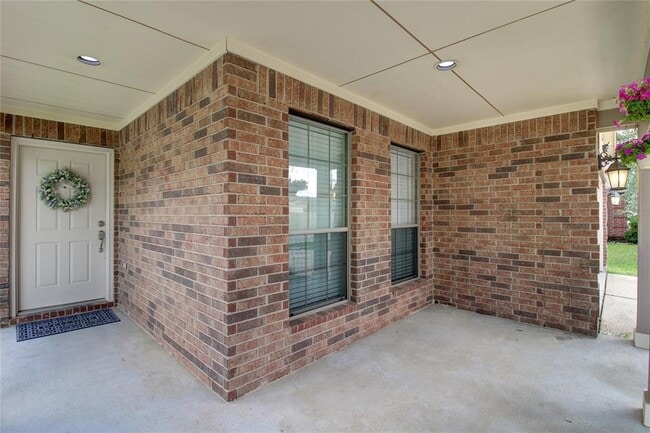 Building Photo - 21514 Daylily Hills Dr