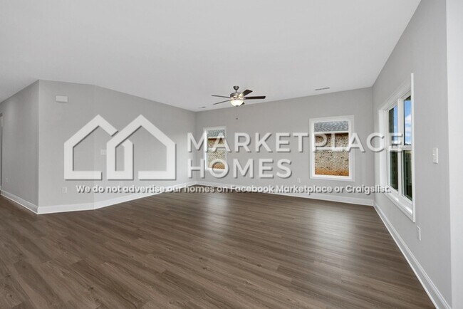 Building Photo - 113 Saylor Rose Dr