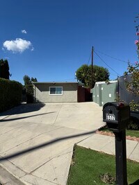 Building Photo - 6517 Gazette Ave