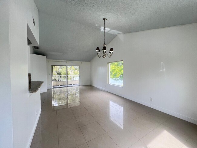 Building Photo - 3477 NW 44th St
