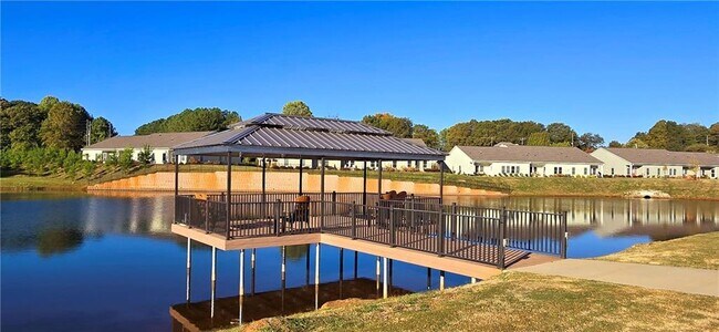 Building Photo - 705 Charles Hardy Pkwy