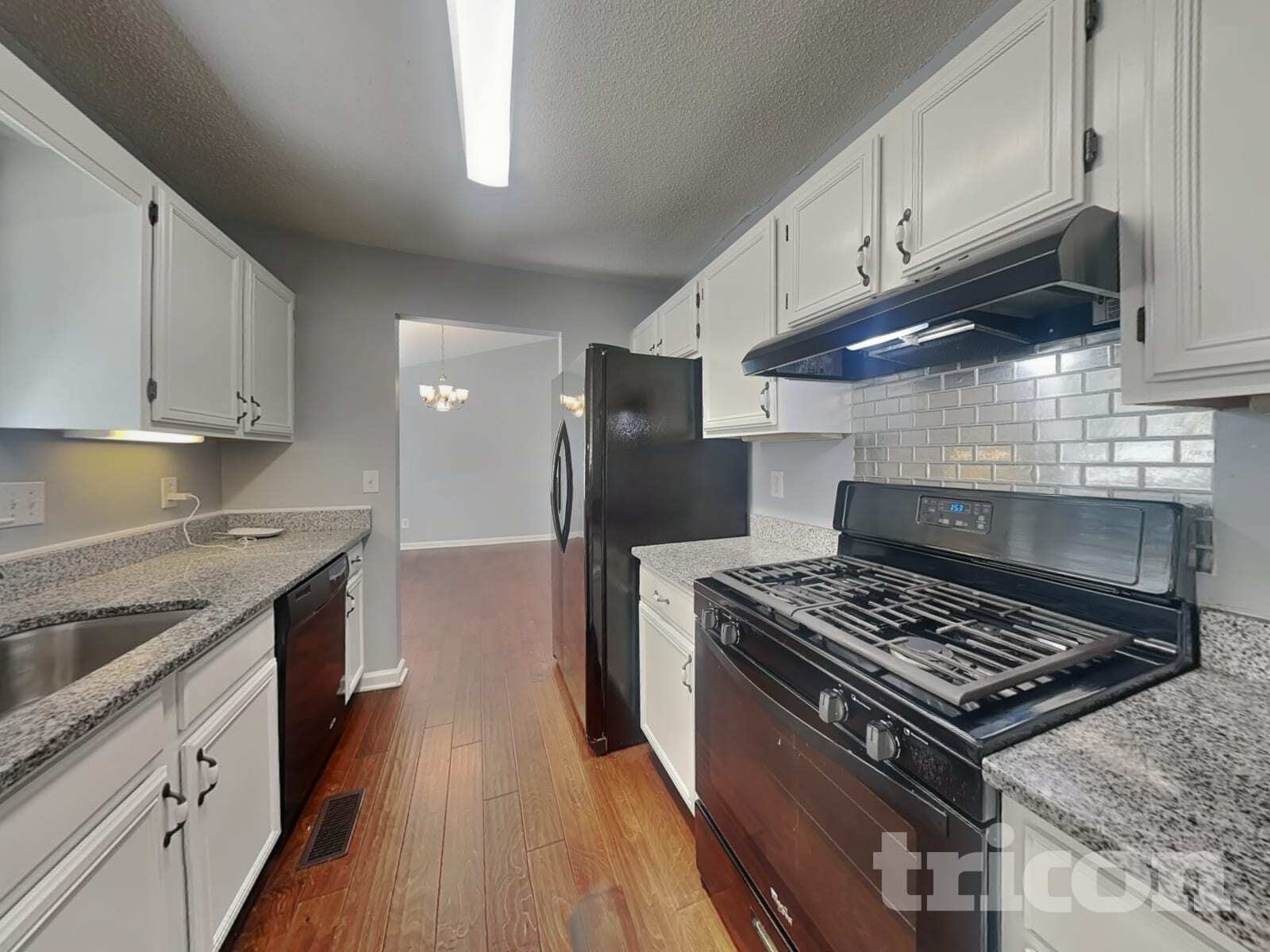 Building Photo - 244 Chastain Way