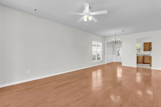 Building Photo - 168 Sea Lavender Ln