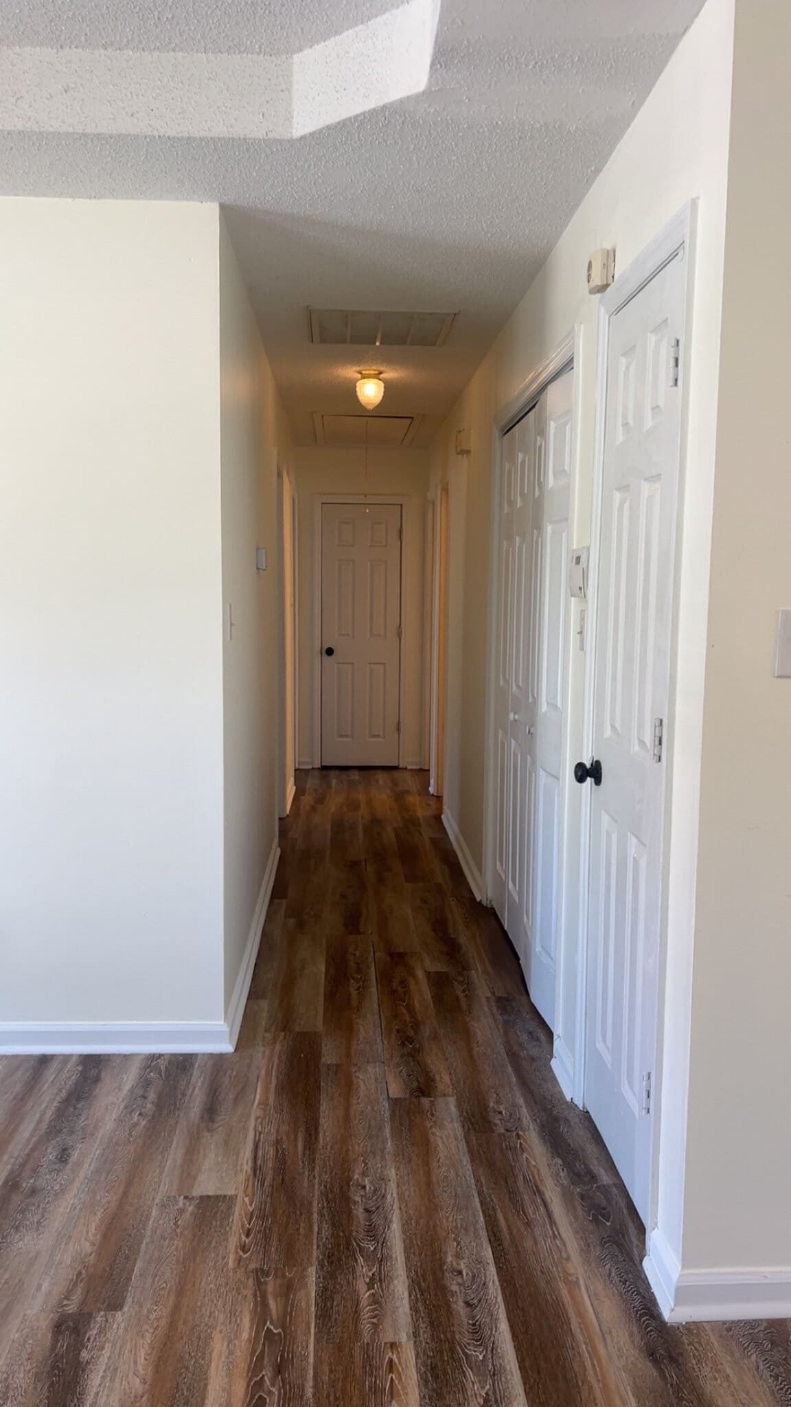 Building Photo - 3622 Pebble Creek Dr