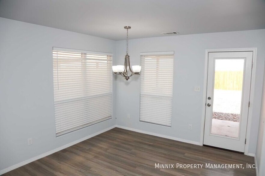 Building Photo - 1649 Wrigley Dr