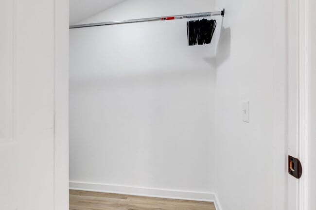 Building Photo - 69B Donelson St