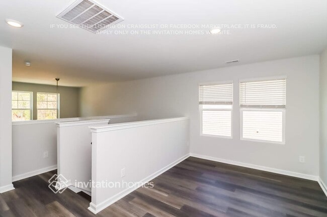 Building Photo - 1833 Commerce Dr