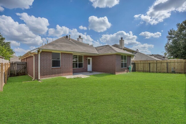 Building Photo - 12210 Woody Hollow Dr