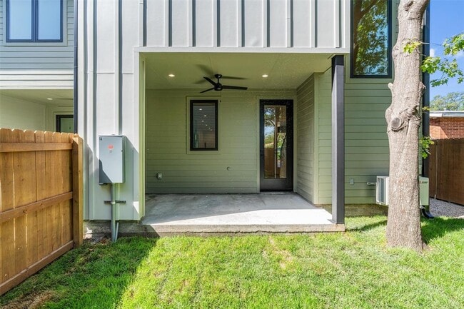 Building Photo - 1402 Beckett St