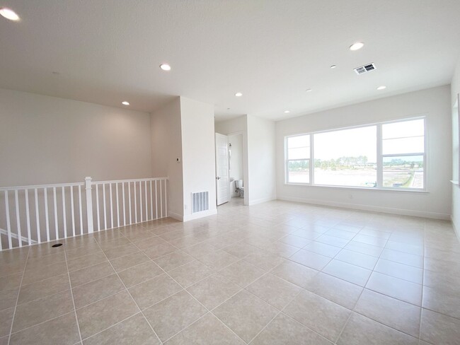 Building Photo - Townhouse in Lake Nona "Eagle Creek" for Rent