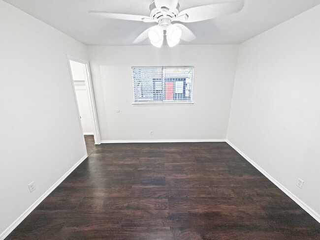 Building Photo - 5215 Village Haven