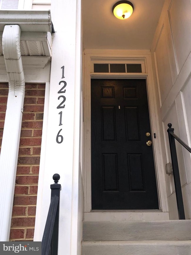 Building Photo - 12216 Open View Ln