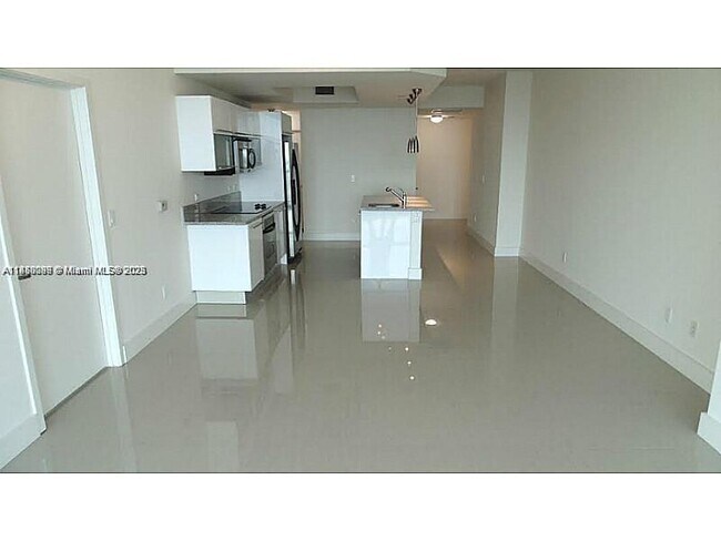 Building Photo - 888 Biscayne Blvd