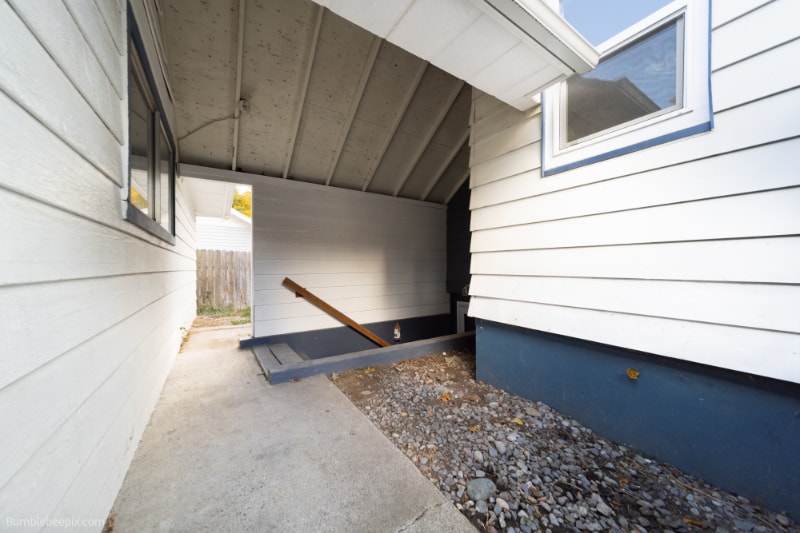 Building Photo - 101 E Miller Ave