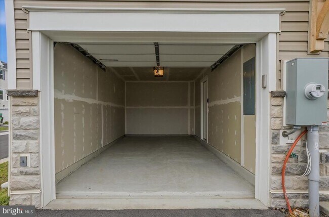 Building Photo - 101 Marlow Ct