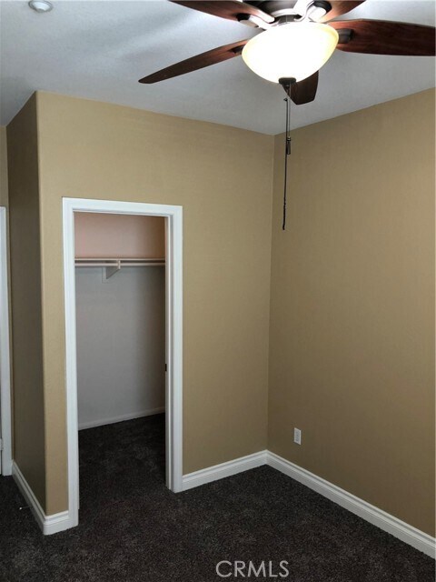 Building Photo - 25056 Driftoak St