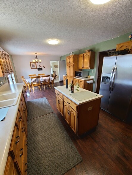 Building Photo - 3 Rolling Meadows Ln