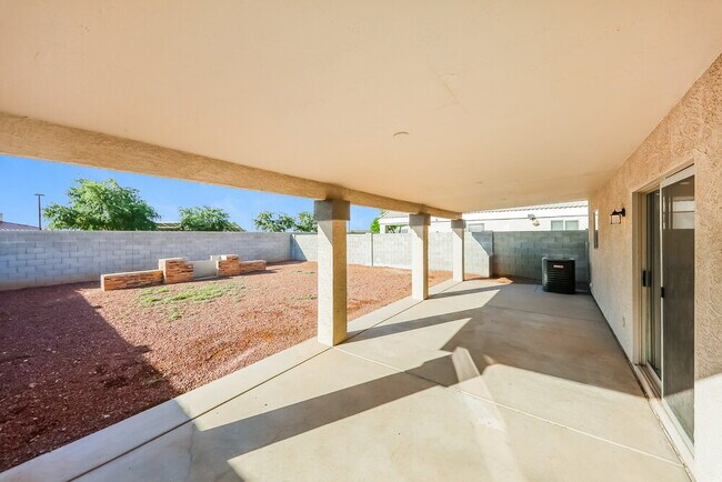 Building Photo - 11767 W Banff Ln