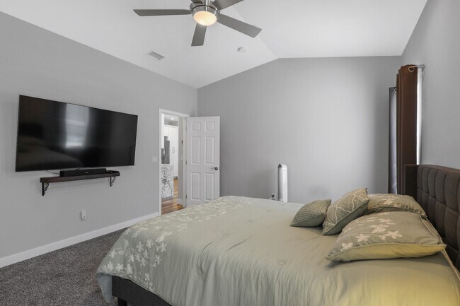 Building Photo - 79575 Camelback Dr