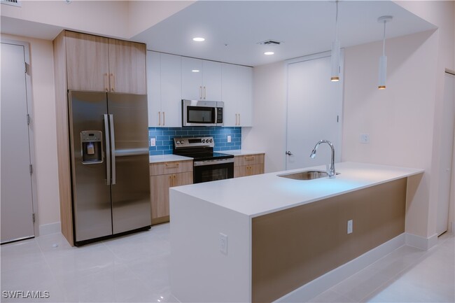 Building Photo - 26110 Rosewood Pointe Dr