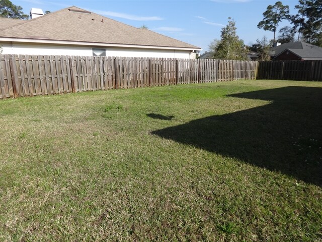 Building Photo - 3035 Five Oaks Ln