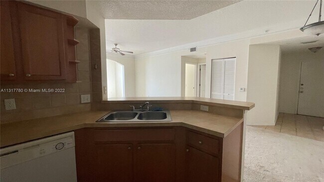 Building Photo - 9887 Baywinds Blvd