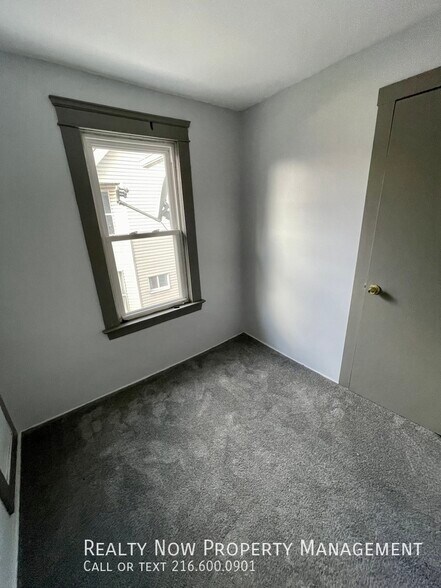 Building Photo - 2813 Marvin Ave