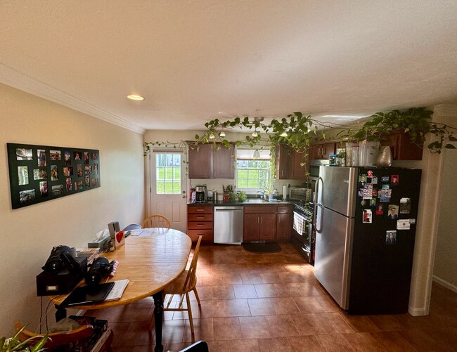 Building Photo - 14 Merrimac Way