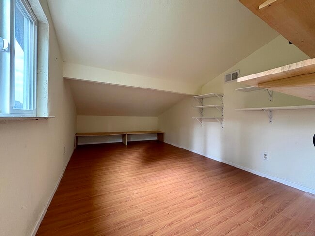 Building Photo - 12918 Biscayne Cove
