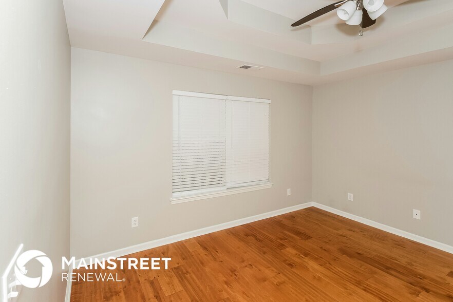 Building Photo - 507 Baronne St