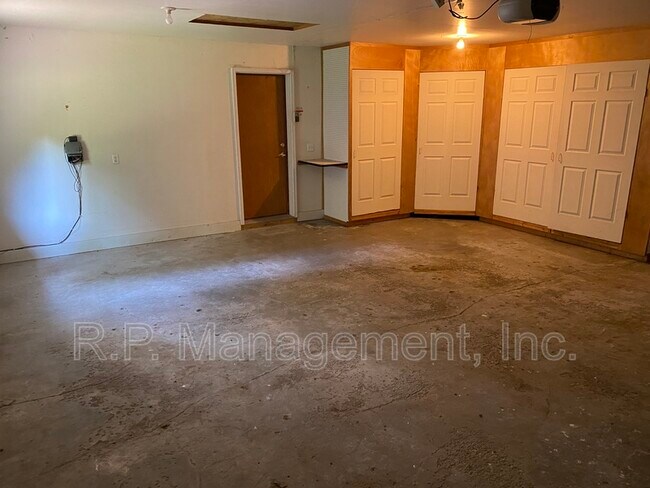 Building Photo - 4626 Linnea Ln