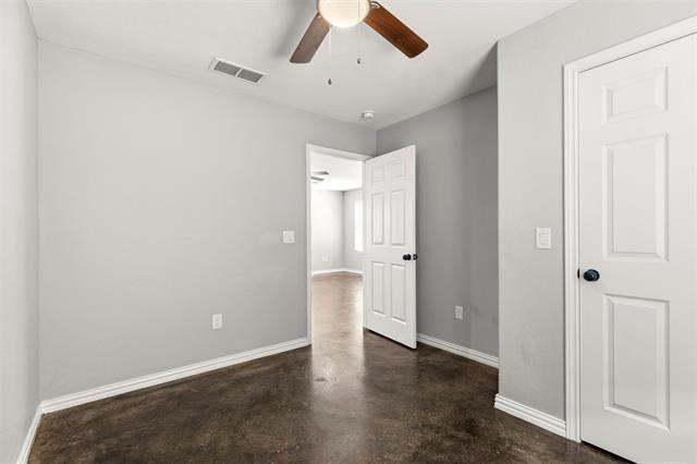 Building Photo - 933 Rice St