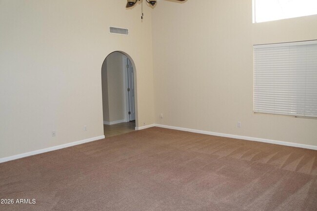 Building Photo - 240 S Laveen Dr