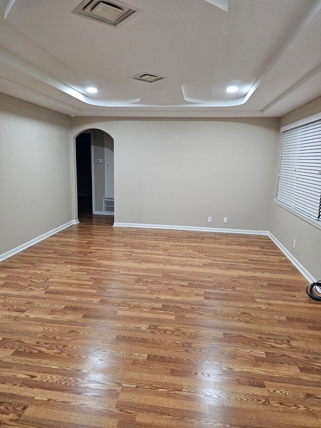 Building Photo - 526 Heidrich St