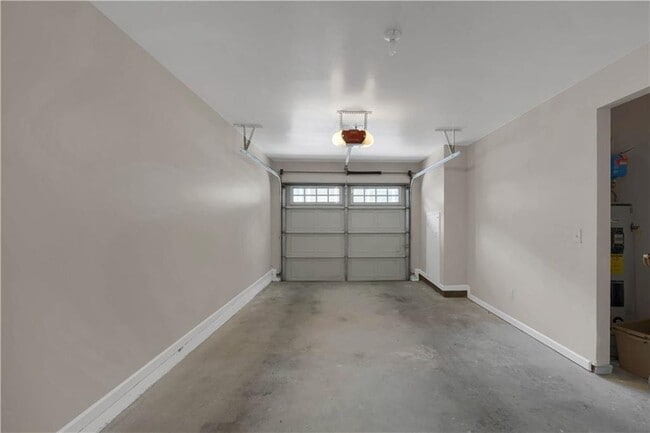 Building Photo - 1044 Liberty Pkwy NW
