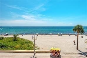 Building Photo - 320 S Surf Rd