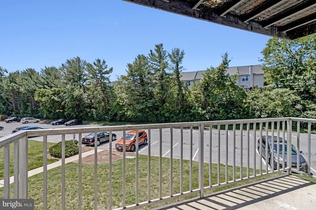 Building Photo - 1005 Chillum Rd