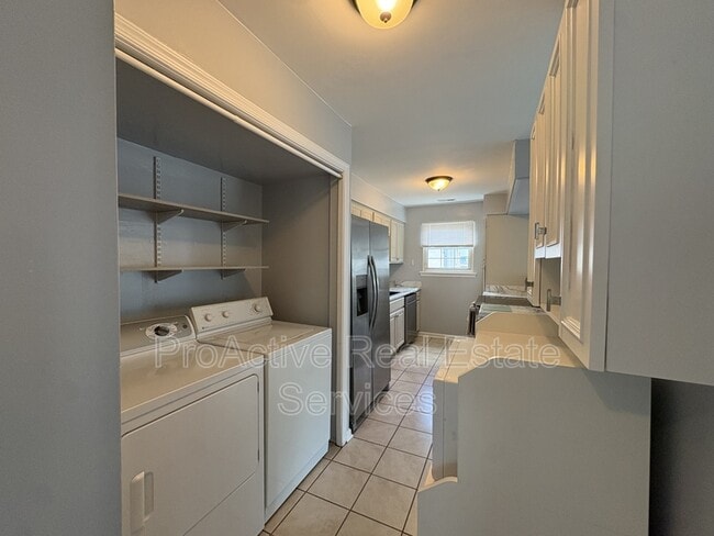 Building Photo - 1501 Antler Cir