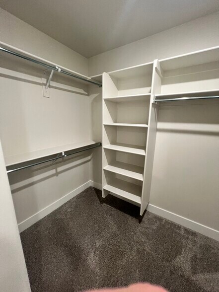 Master Closet - 1163 N 680 W