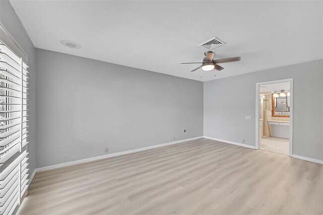 Building Photo - 681 Marine Dr